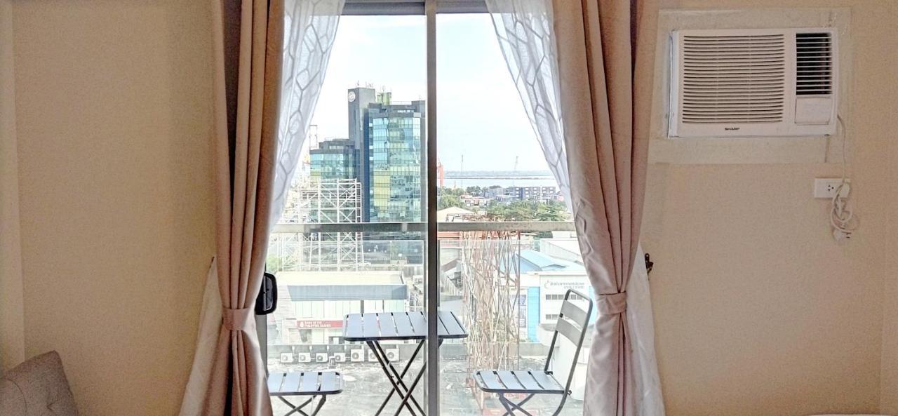 Sunvida Tower Stays Across Sm City سيبو المظهر الخارجي الصورة